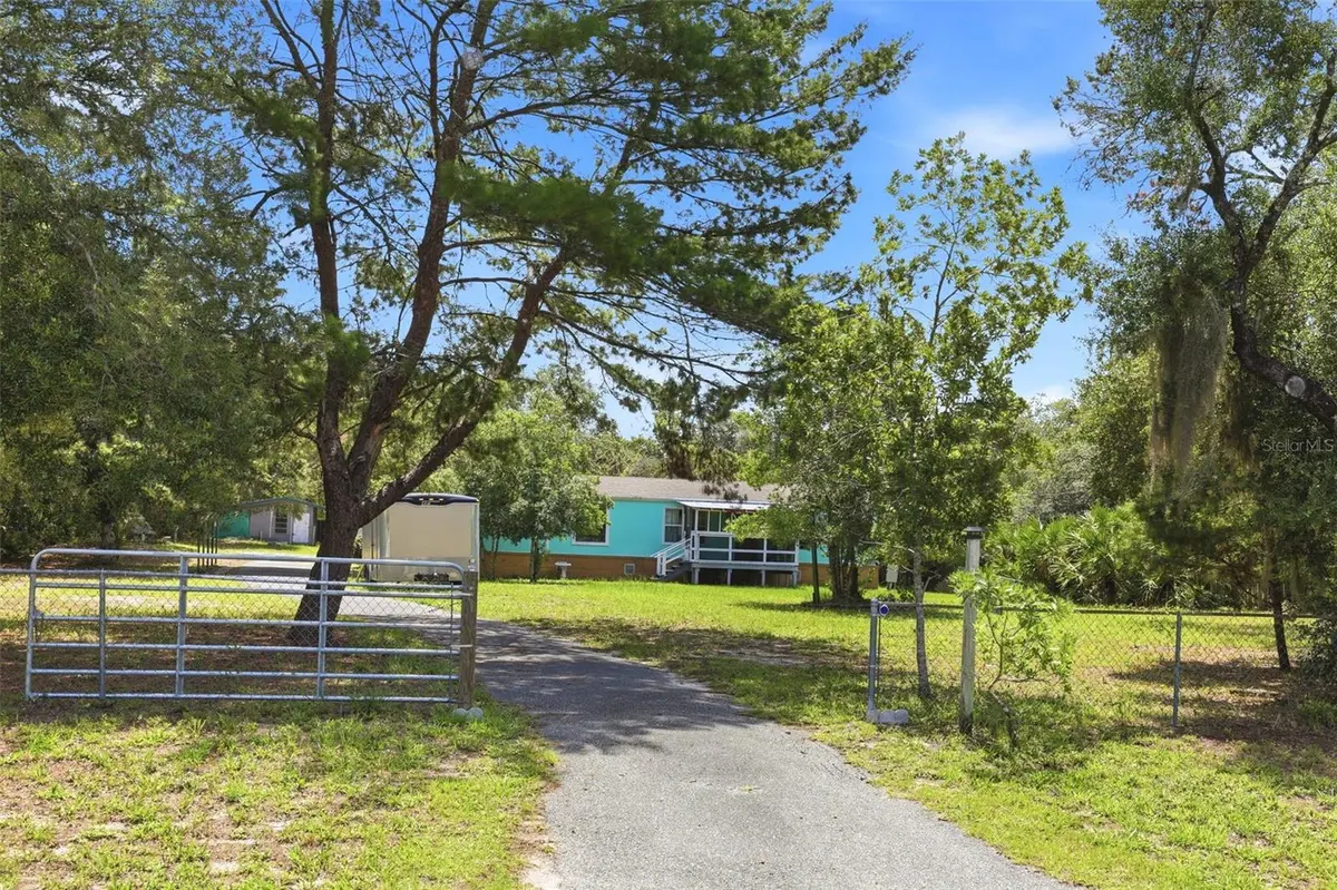 44238 FOREST VIEW RD, Deland, FL 32720