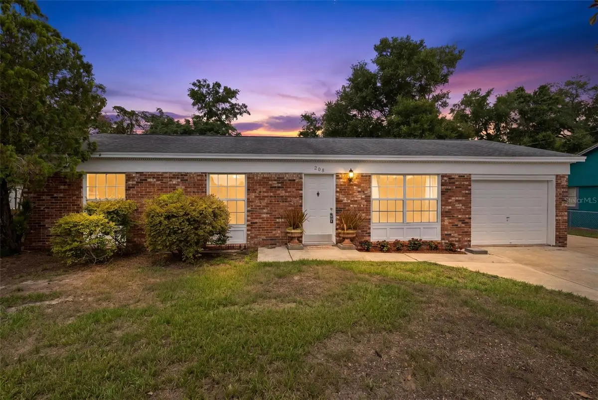 208 AVALONE DR, Apopka, FL 32703
