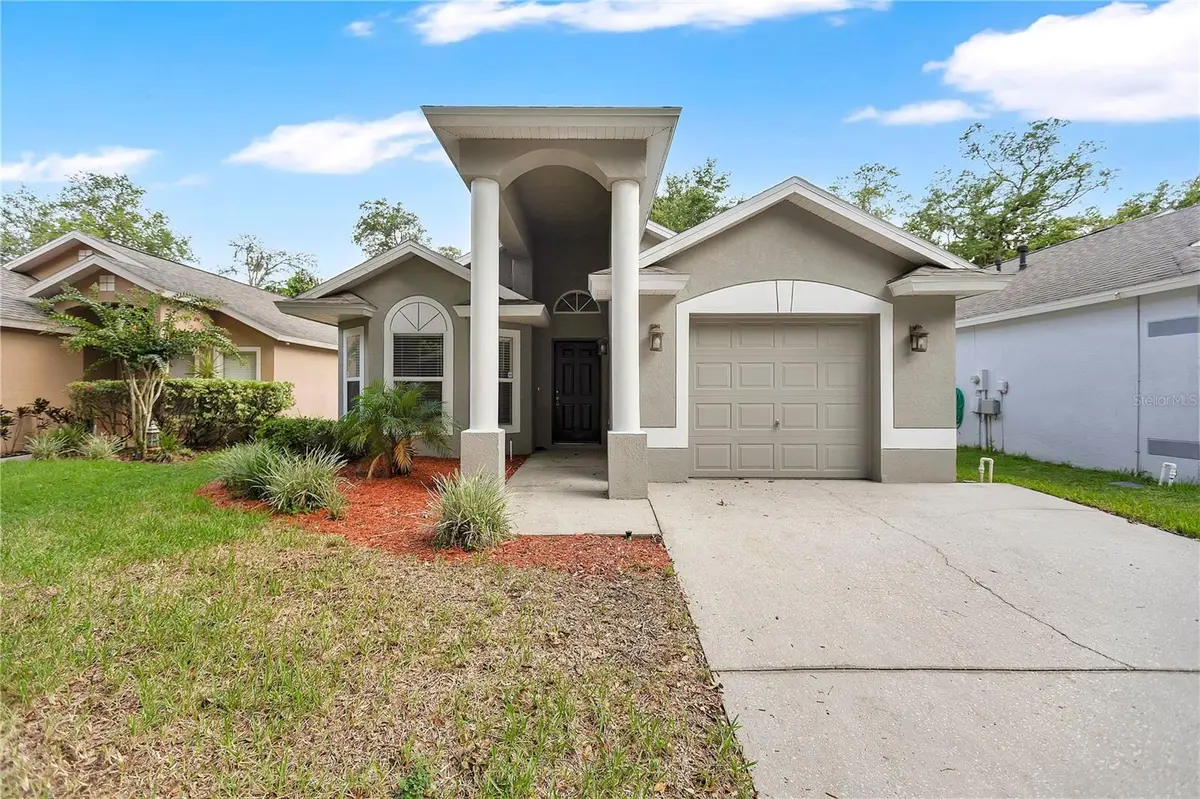 5834 TANAGERLAKE RD, Lithia, FL 33547