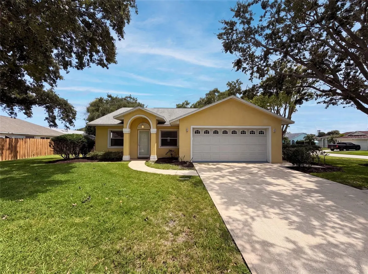 1015 DEER RUN DR, Melbourne, FL 32940