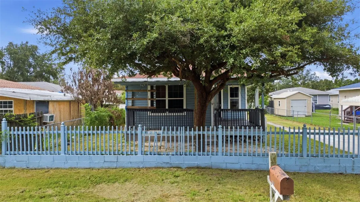 38407 LOWELL HARRIS WAY, Dade City, FL 33525