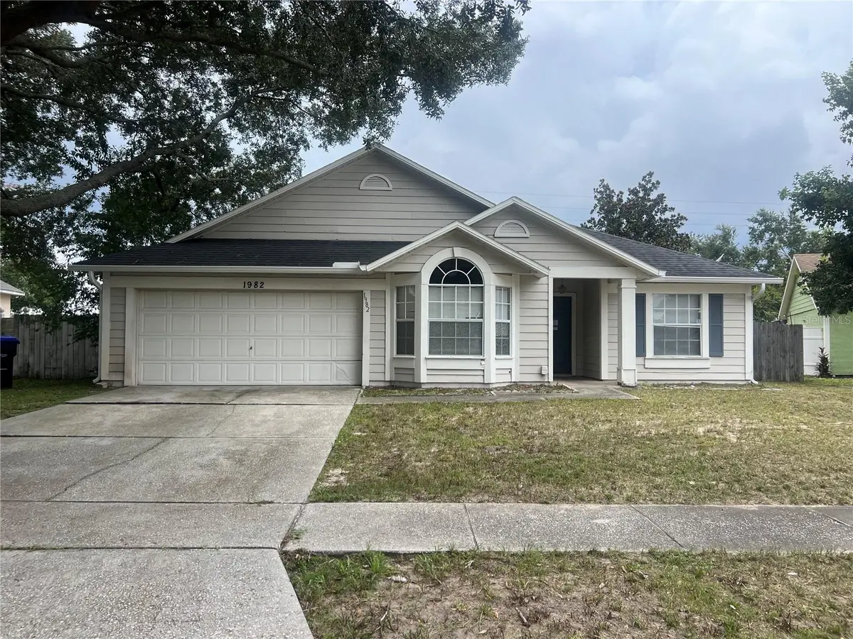 1982 GREYSTONE TRL, Orlando, FL 32818