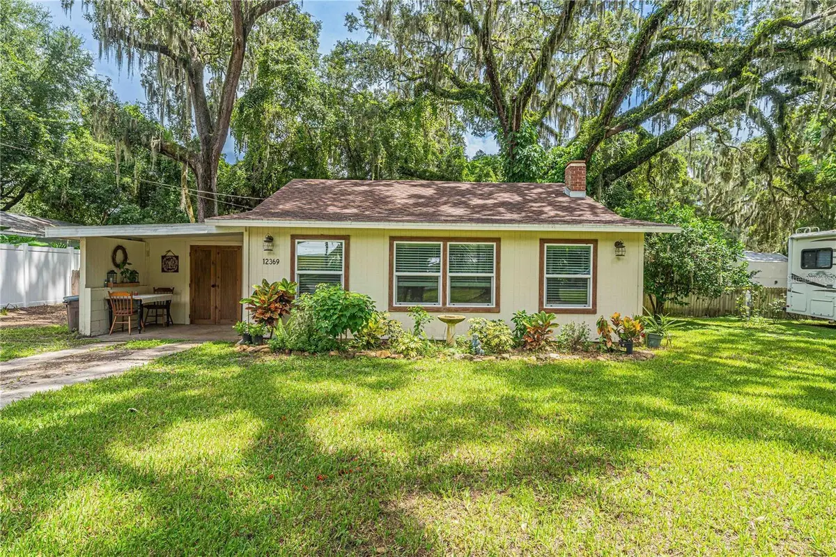 12369 SE 130TH CT, Ocklawaha, FL 32179