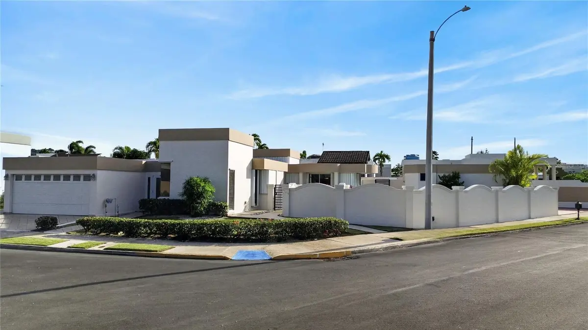 248 CALLE TRINITARIA, CIUDAD JARDÍN, Carolina, PR 00987