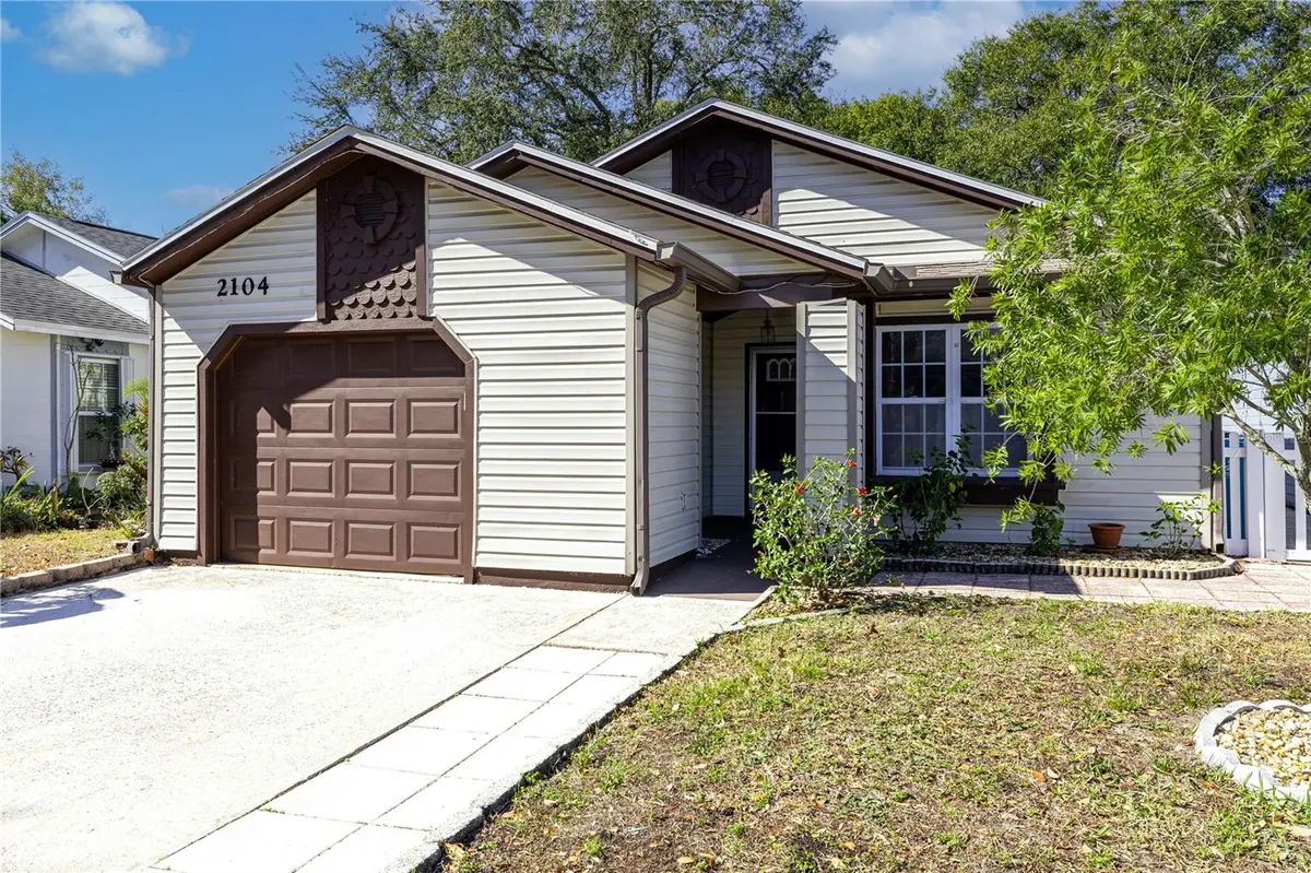 2104 WINSLOW DR, Orlando, FL 32812