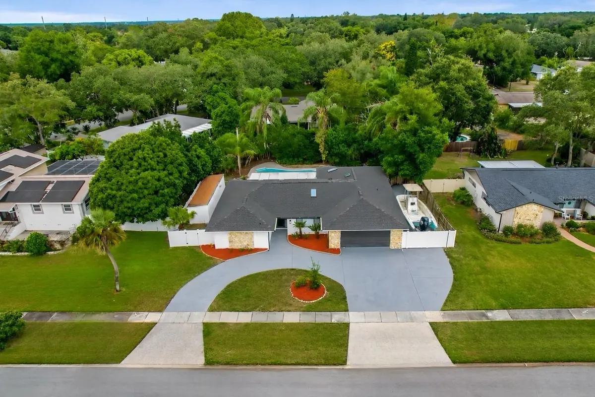 8241 CARAWAY DR, Orlando, FL 32819