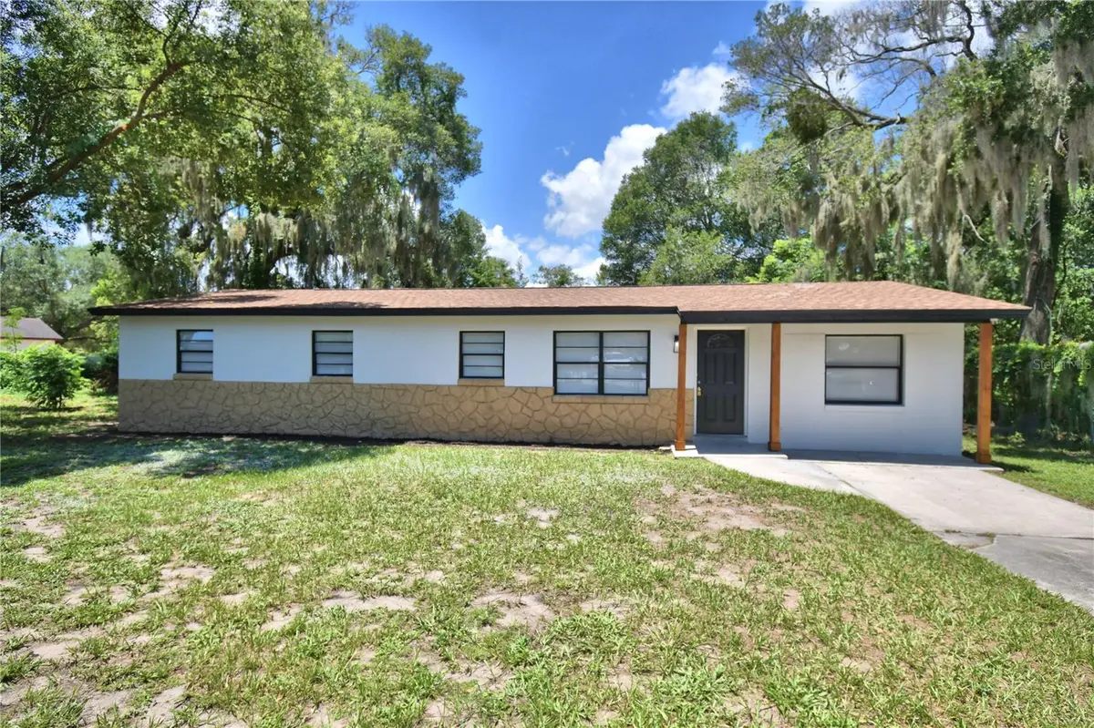 808 OAKMONT CT, Deland, FL 32720