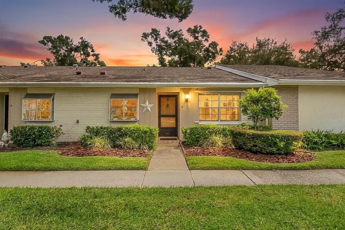 1012 DUNROBIN DR #D, Palm Harbor, FL 34684