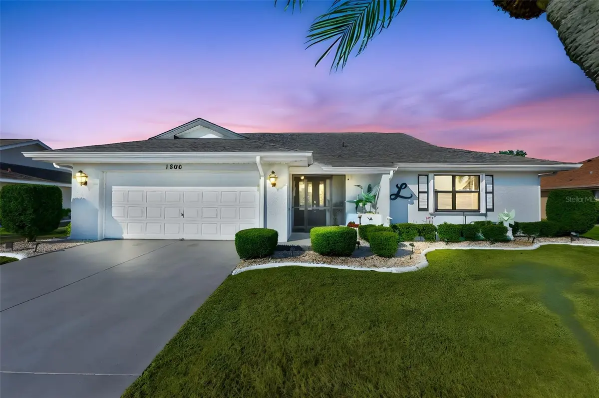 1806 WEDGE CT, Sun City Center, FL 33573