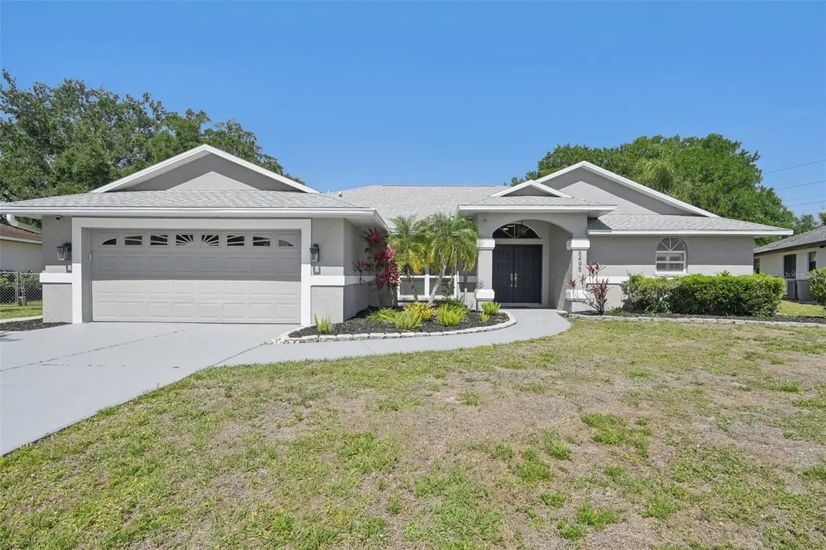 5495 CYNTHIA LN, Sarasota, FL 34235