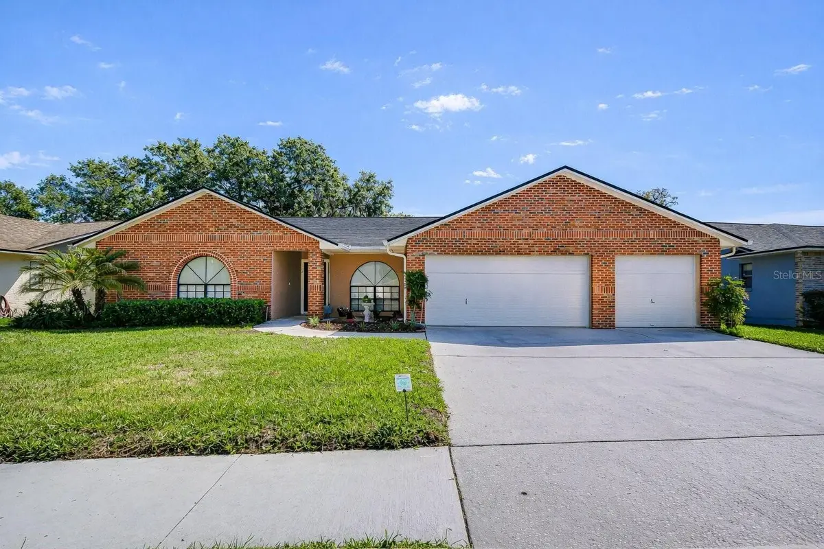 3522 SPRINGVILLE DR, Valrico, FL 33596