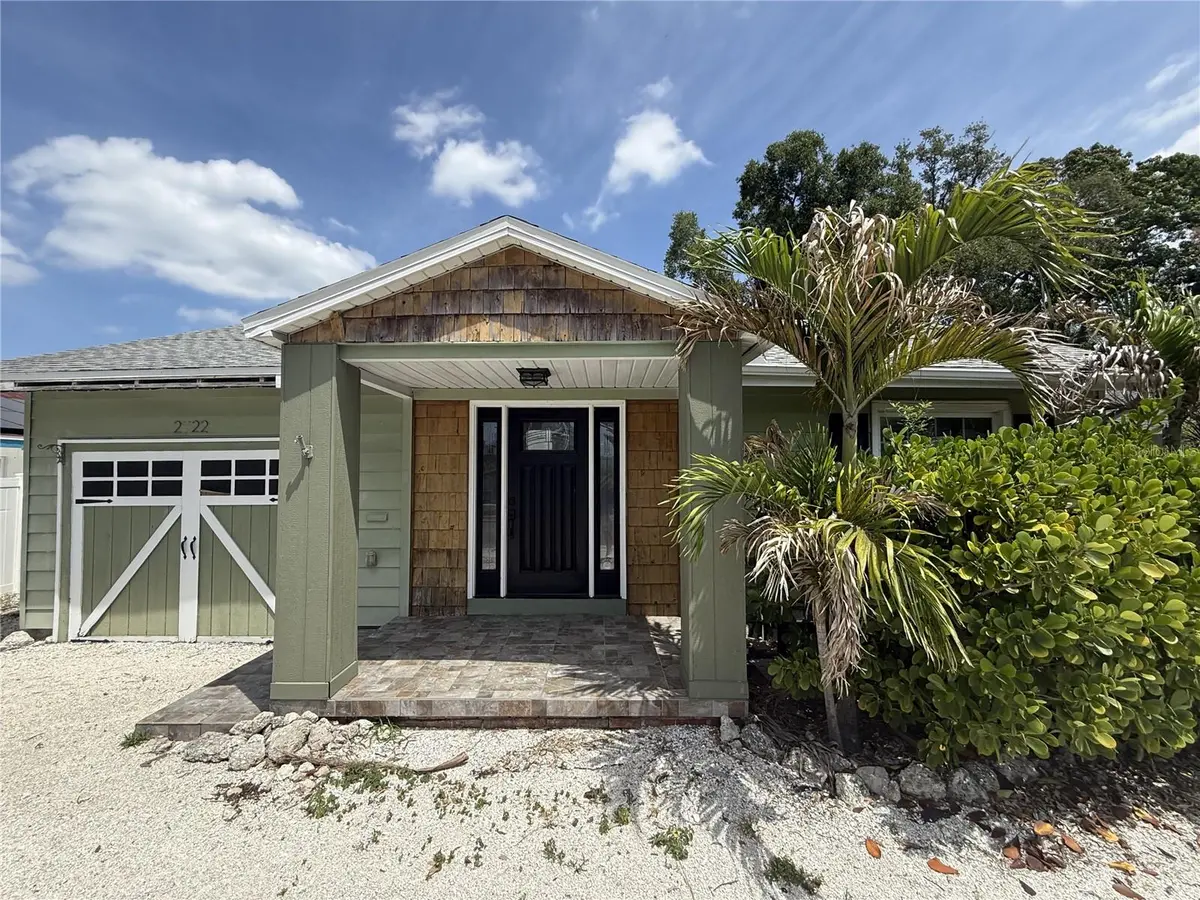 2722 9TH AVE W, Bradenton, FL 34205