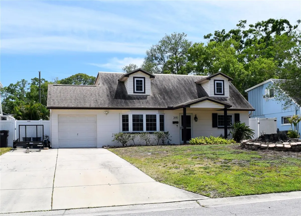 2690 64TH PL N, St Petersburg, FL 33702