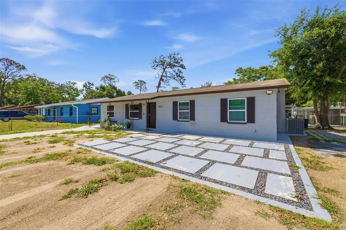 39022 BLUE JAY AVE, Zephyrhills, FL 33542
