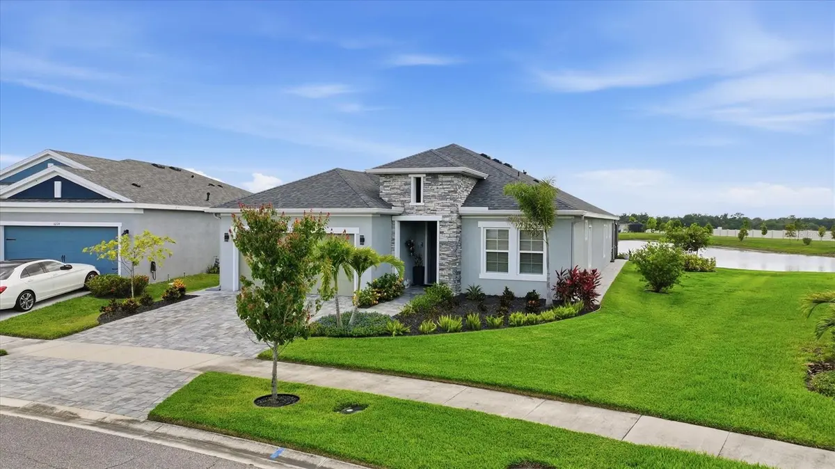6230 ROADSTEAD CT, Apollo Beach, FL 33572