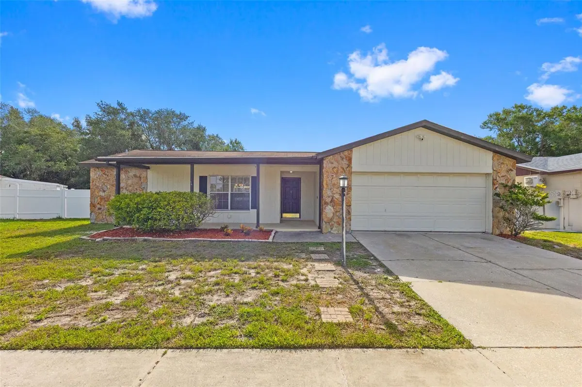 1358 FOXBORO DR, Brandon, FL 33511