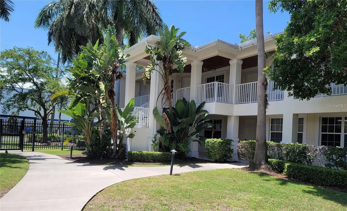 3506 54TH DR W #107, Bradenton, FL 34210