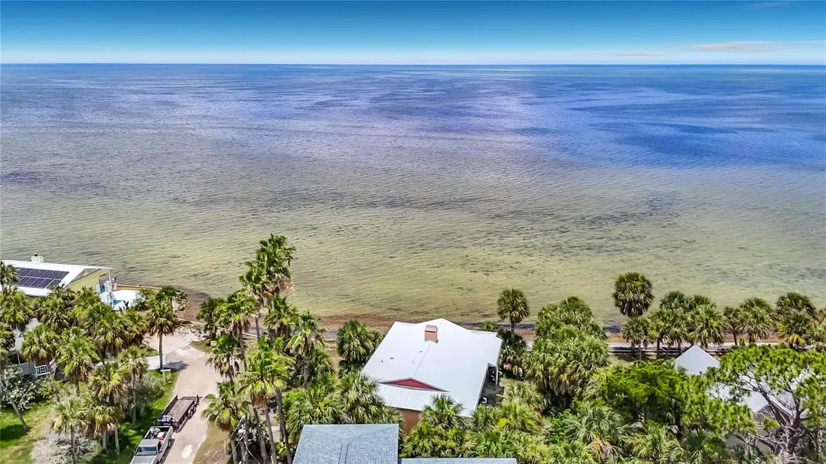 3447 BAYVIEW AVE, Weeki Wachee, FL 34607