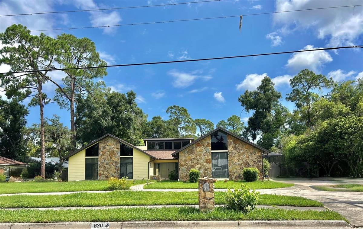 820 DRUID HILLS RD, Tampa, FL 33617