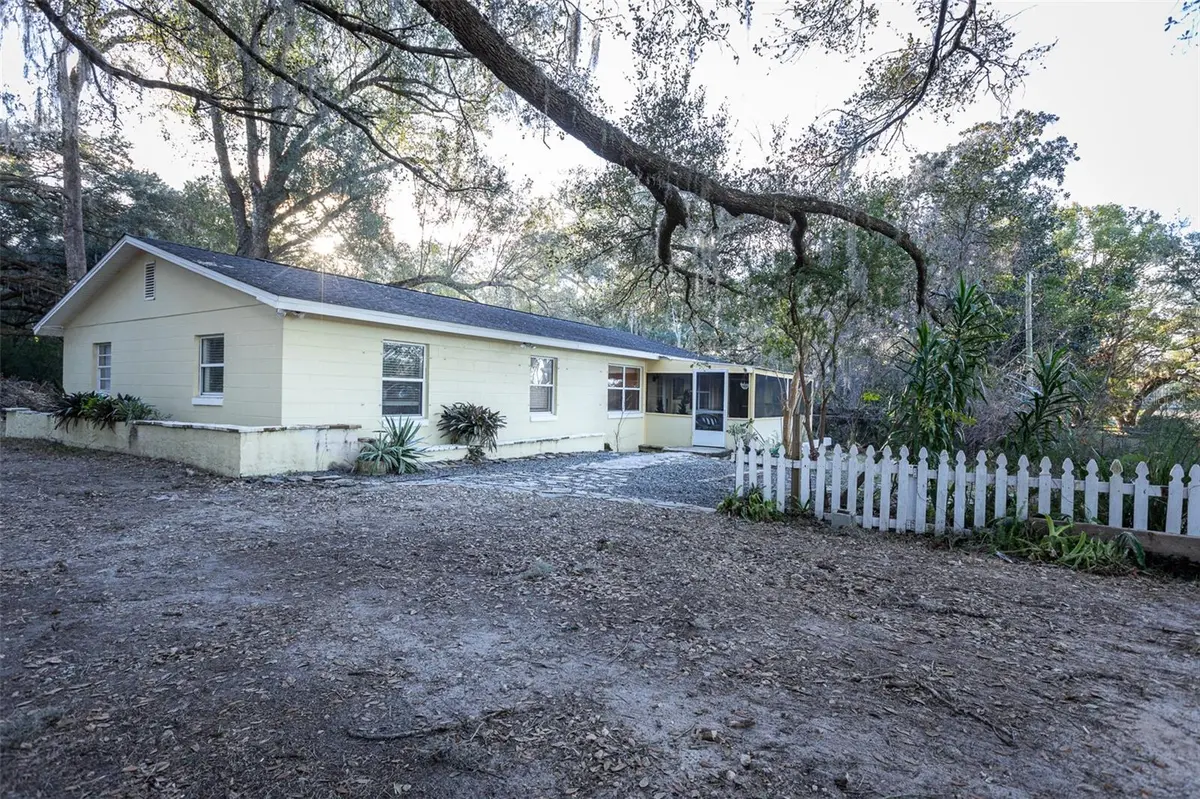 16325 SE 134TH CT, Weirsdale, FL 32195