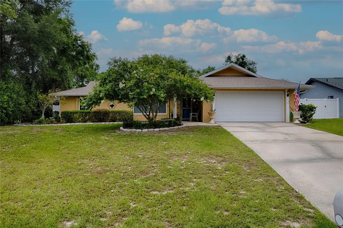 2091 N HYDE DR, Deltona, FL 32738