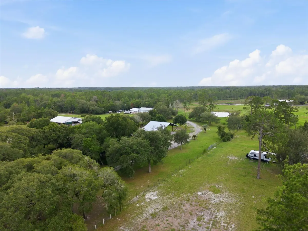 32402 PINE RD, Eustis, FL 32736