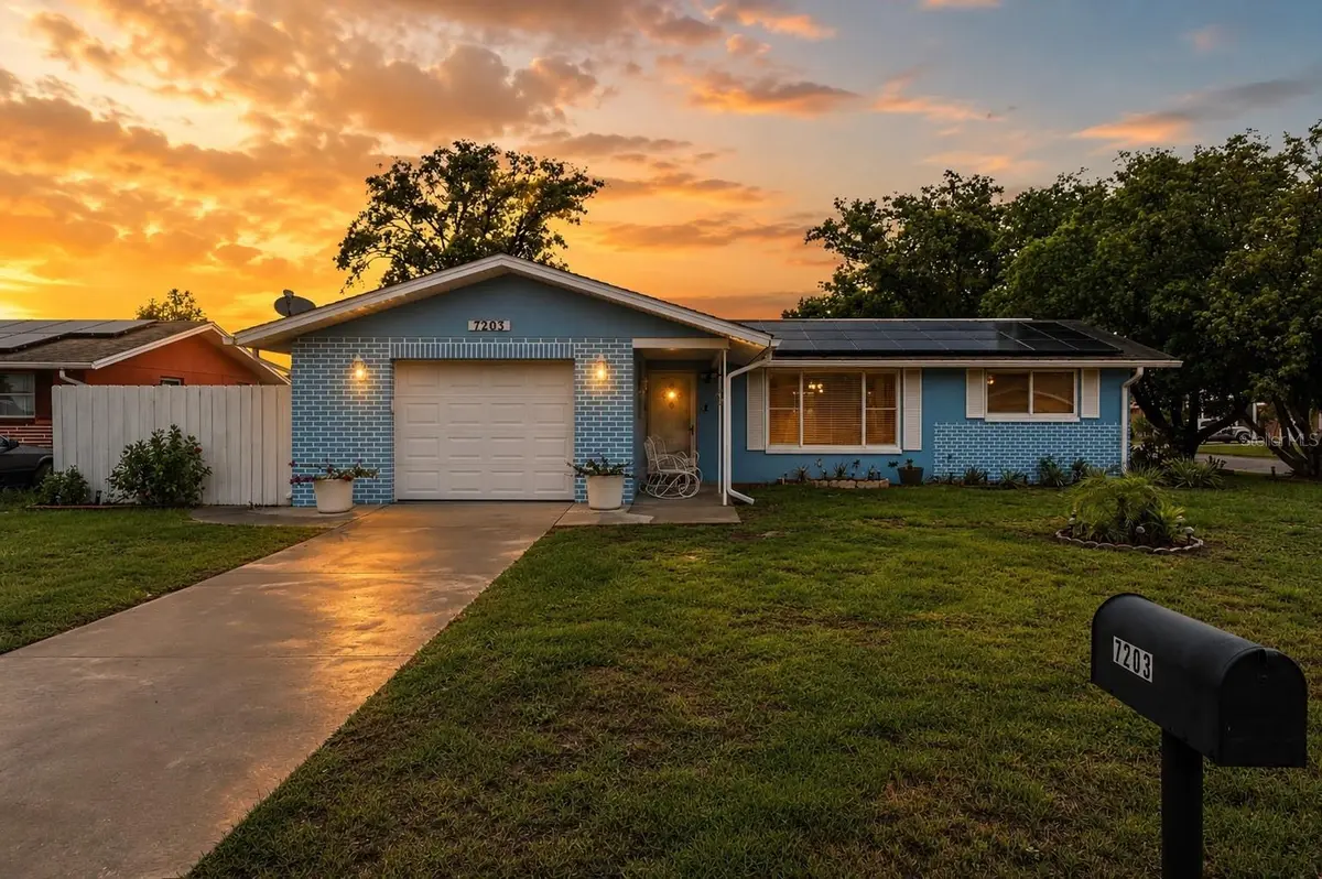 7203 CHERRY LAUREL DR, Port Richey, FL 34668