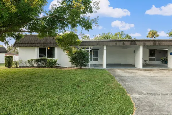 3952 ASHWOOD LN #37, Sarasota, FL 34232