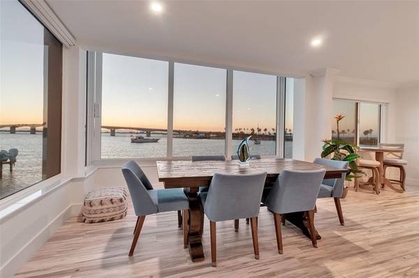 226 GOLDEN GATE PT #21, Sarasota, FL 34236