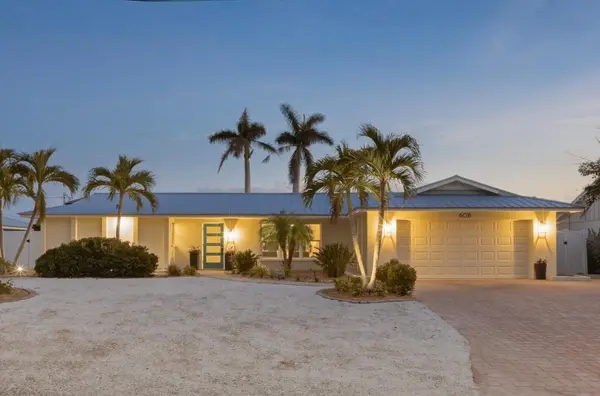 608 GLADSTONE LN, Holmes Beach, FL 34217