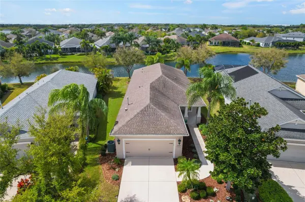 12187 LONGVIEW LAKE CIR, Bradenton, FL 34211