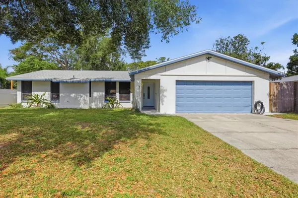 4913 ALMANZA AVE, Sarasota, FL 34235
