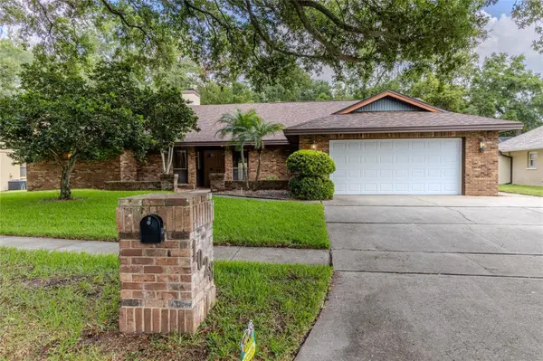 1028 SYLVIA LN, Tampa, FL 33613