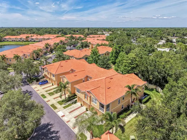 3627 PARKRIDGE CIR #11-203, Sarasota, FL 34243