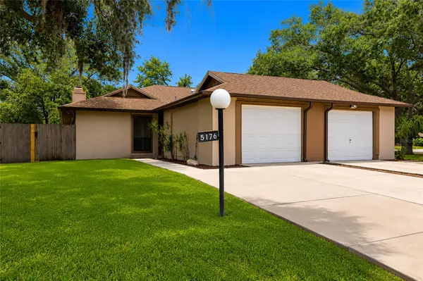 5176 CEDAR HAMMOCK LN, Sarasota, FL 34232