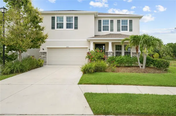2032 MIDNIGHT PEARL DR, Sarasota, FL 34240