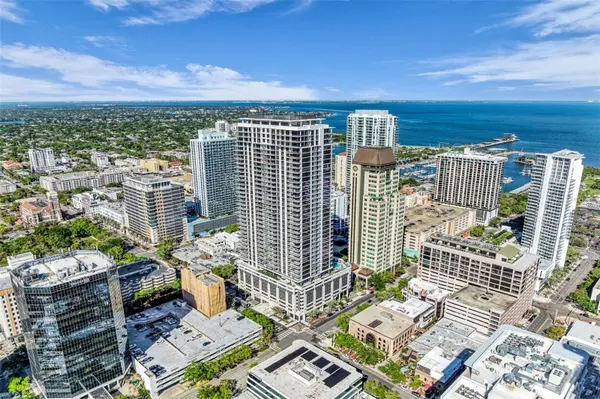 275 1ST AVE S #1904, St Petersburg, FL 33701