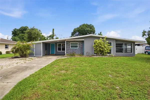 3328 BARSTOW ST, Sarasota, FL 34235