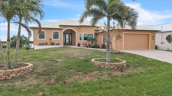 3766 PEACE RIVER DR, Punta Gorda, FL 33983