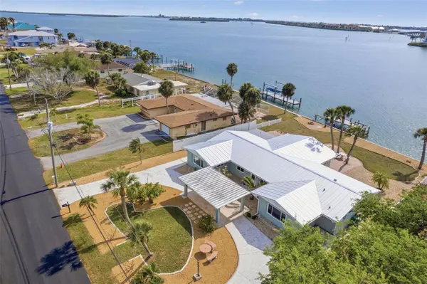 1424 LEMON BAY DR, Englewood, FL 34223