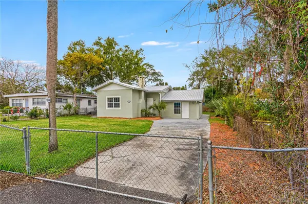 1144 HILLCREST DR, Daytona Beach, FL 32114