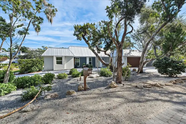 5155 HIDDEN HARBOR RD, Sarasota, FL 34242