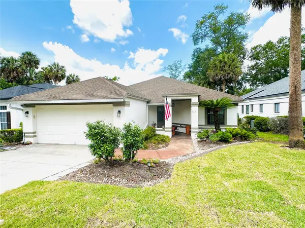 631 SAND LAKE CT, Mount Dora, FL 32757