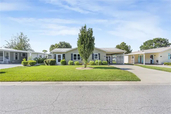 1114 PARADISE DR, Lady Lake, FL 32159