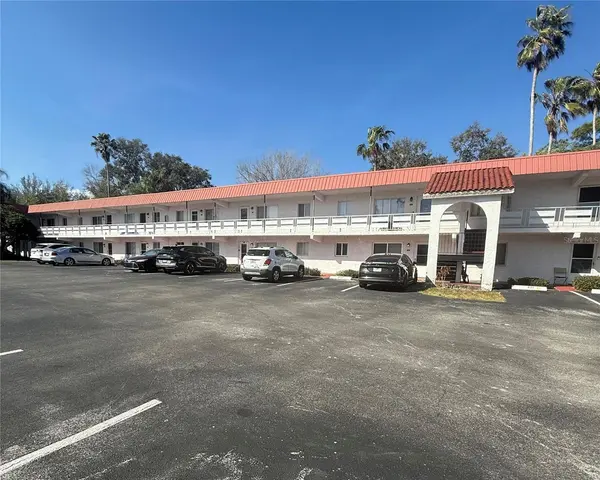 1100 MARTINIQUE DR #105, Winter Haven, FL 33884