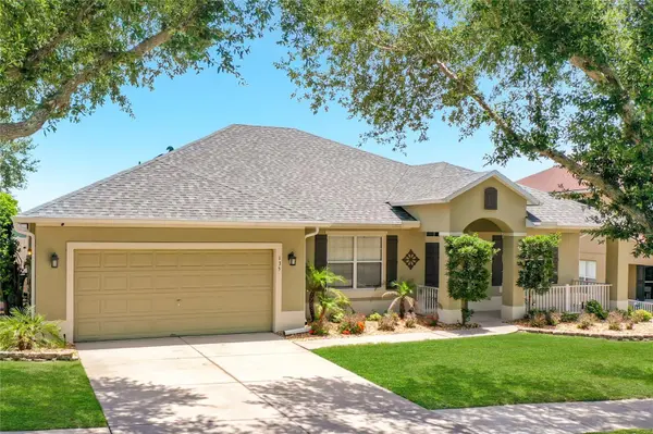 135 BLACKSTONE CREEK RD, Groveland, FL 34736