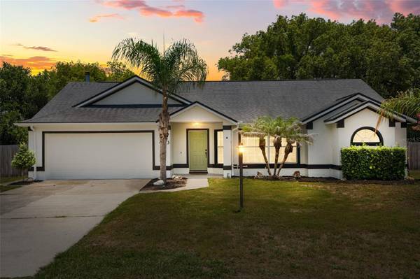 5543 PINE ST, Mount Dora, FL 32757