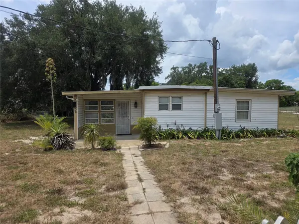 33508 LINDA DR, Leesburg, FL 34788