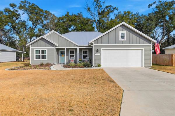 9092 MARYANN DR,  Fanning Springs,  FL 32693