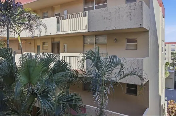 410 NW 68TH AVE #401, Plantation, FL 33317